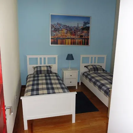 Blue Teresa - Lovely City Centre Penthouse 公寓