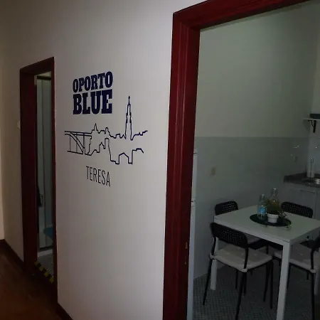 Blue Teresa - Lovely City Centre Penthouse *