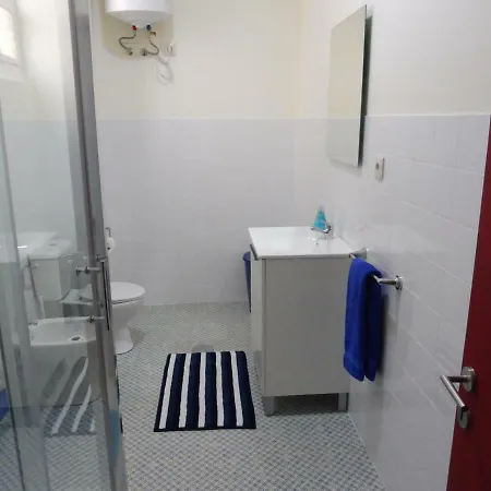Blue Teresa - Lovely City Centre Penthouse 公寓