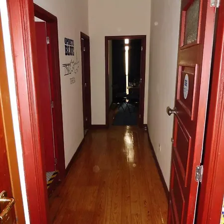 Blue Teresa - Lovely City Centre Penthouse 公寓