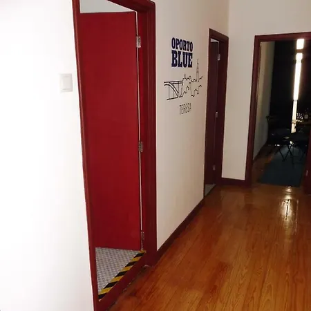 Blue Teresa - Lovely City Centre Penthouse 波尔图
